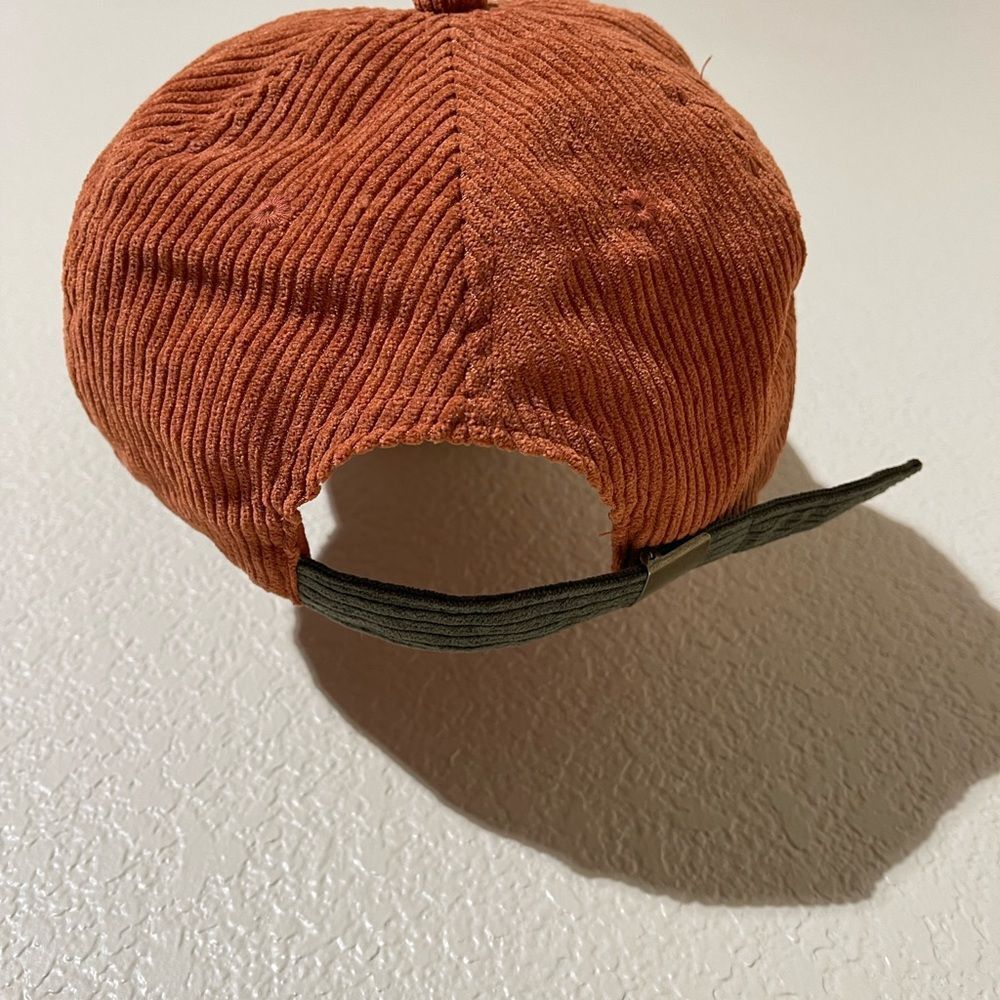 Sold  - Picture 5 of 6